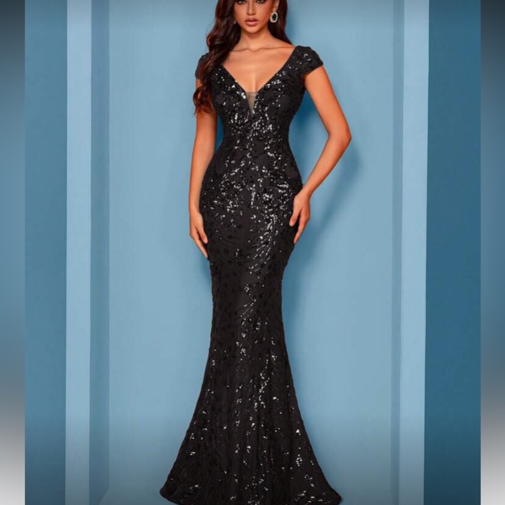 Luxe black V neck floral sequins  party formal evening sequins gown dress